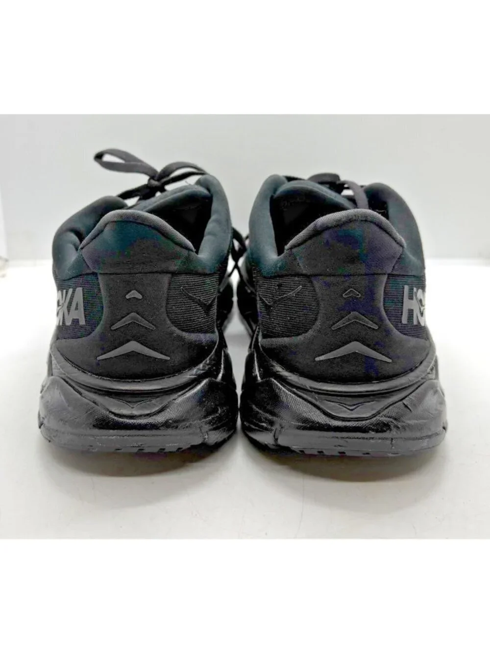 HOKA Arahi 6 Running Shoes Women Size 9.5 Black White Stability Road 1123195BWHT